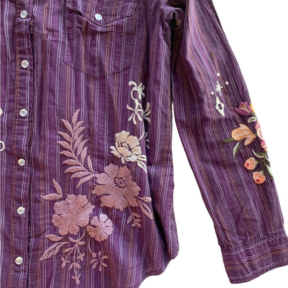 Johnny Was Brittany Patch Pocket Shirt in Muted Purple Stripe Size Small - Picture 6 of 13